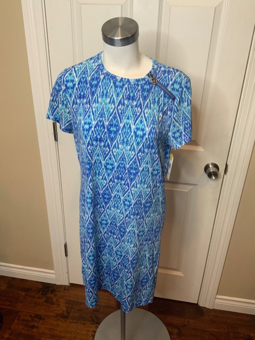Michael Kors Blue & White Geometric Print Shift T-Shirt Dress, Size M